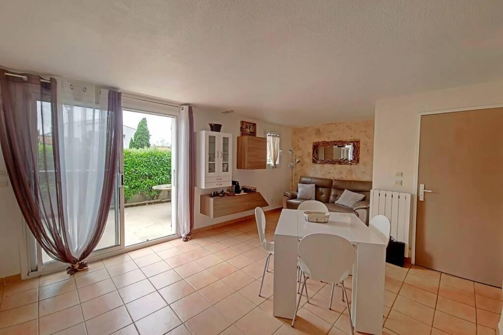 Ref Ls54 : Maison 4 Pers Mas Des Manadiers K1 Saintes-Maries-de-la-Mer Luaran gambar